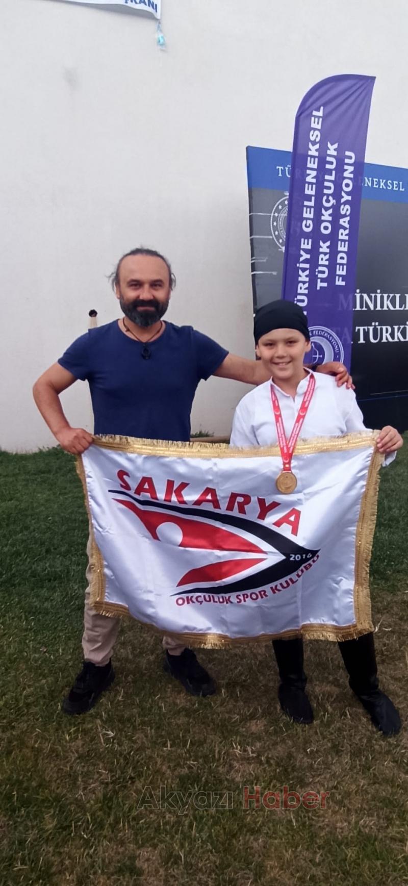 Ömer Faruk Karadeniz şampiyon oldu