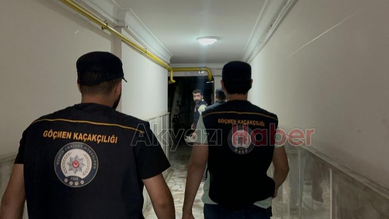 Göçmen kaçakçılığı operasyonunda 15 kişi gözaltına alındı