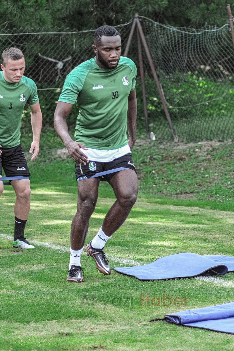 Sakaryasporda ilk etap çalışması tamam