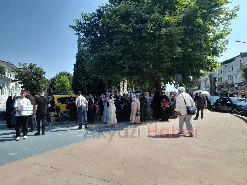 Akyazı'da hacılar için karşılama töreni