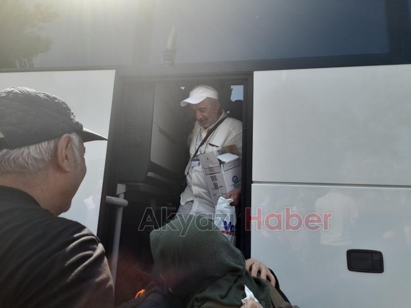 Akyazı'da hacılar için karşılama töreni