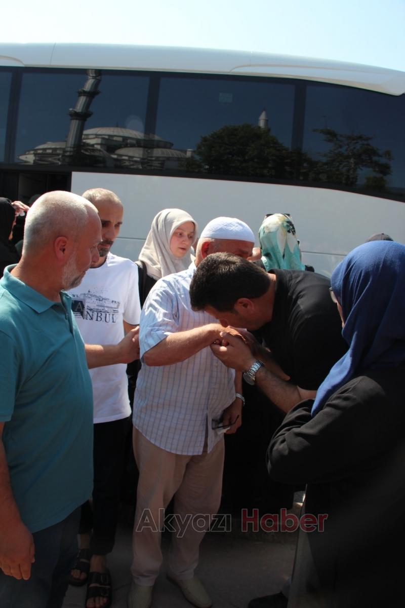Akyazı'da hacılar için karşılama töreni