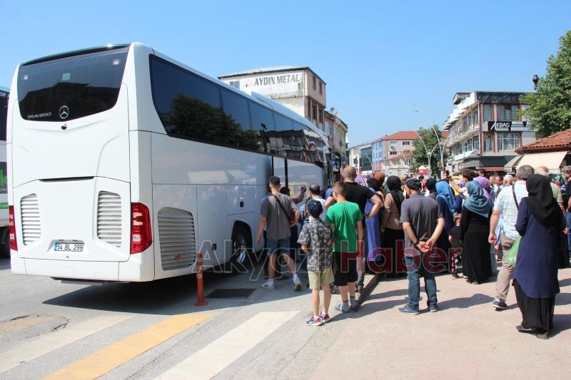 Akyazı'da hacılar için karşılama töreni