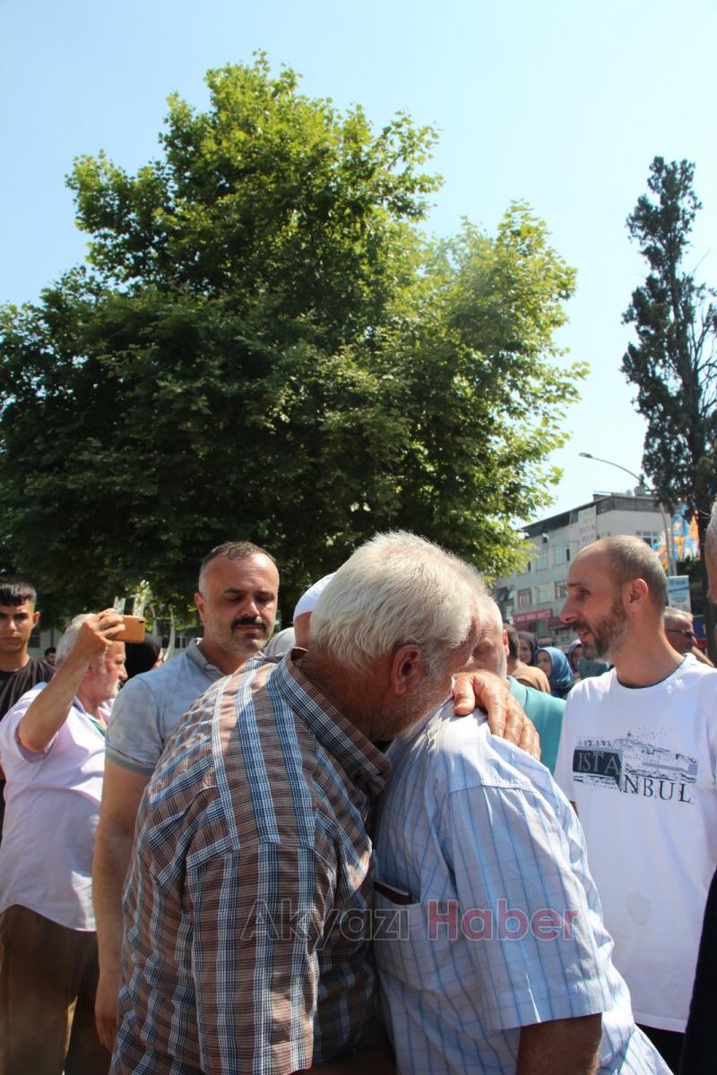 Akyazı'da hacılar için karşılama töreni