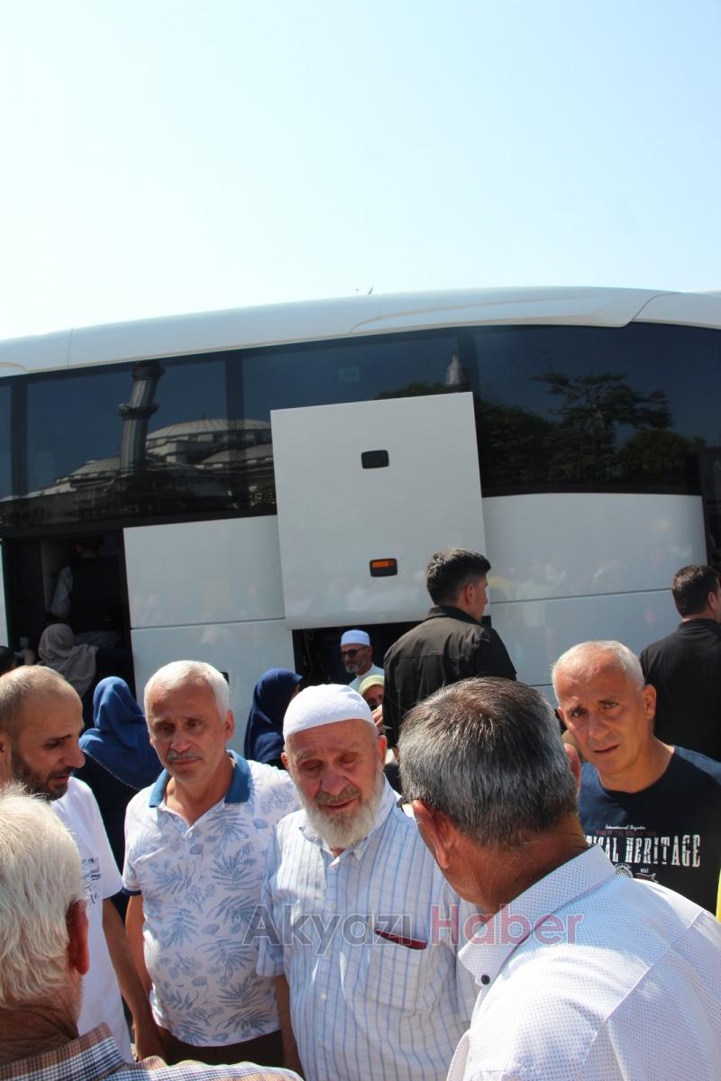 Akyazı'da hacılar için karşılama töreni