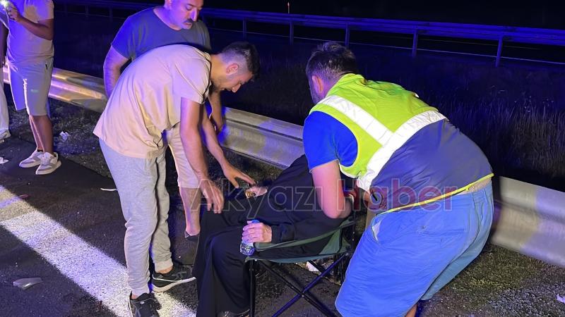 TEM Otoyolunda 5 araçlı kaza:14 yaralı