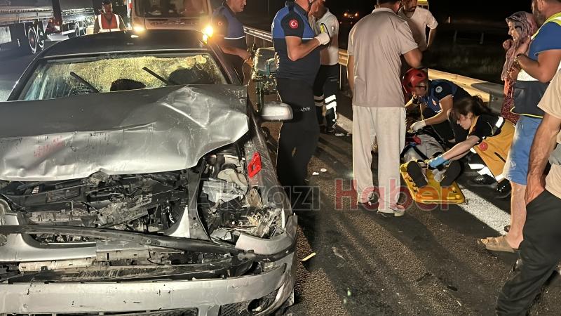 TEM Otoyolunda 5 araçlı kaza:14 yaralı