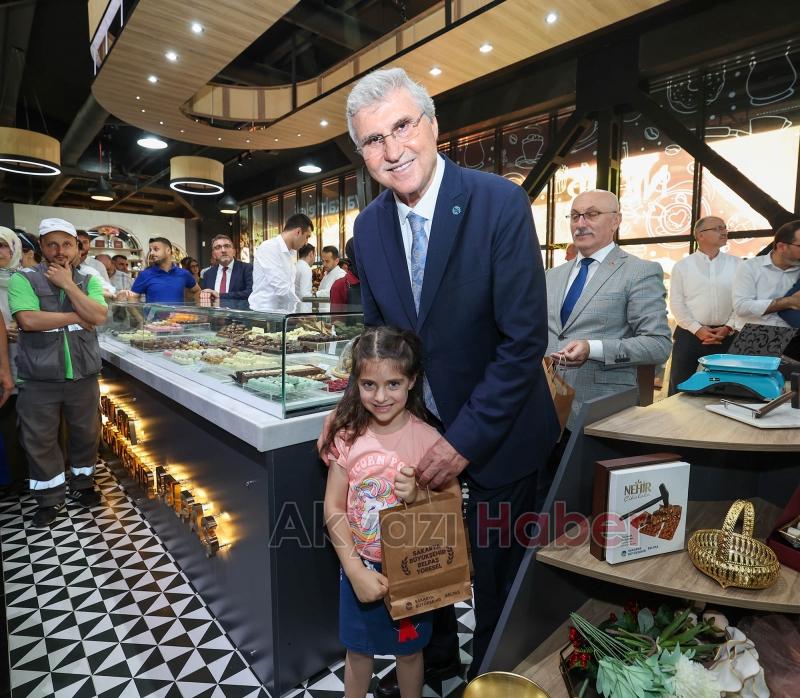 Nehir Çikolata, hizmete açıldı