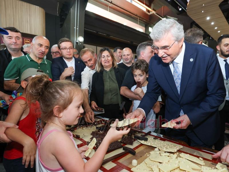 Nehir Çikolata, hizmete açıldı