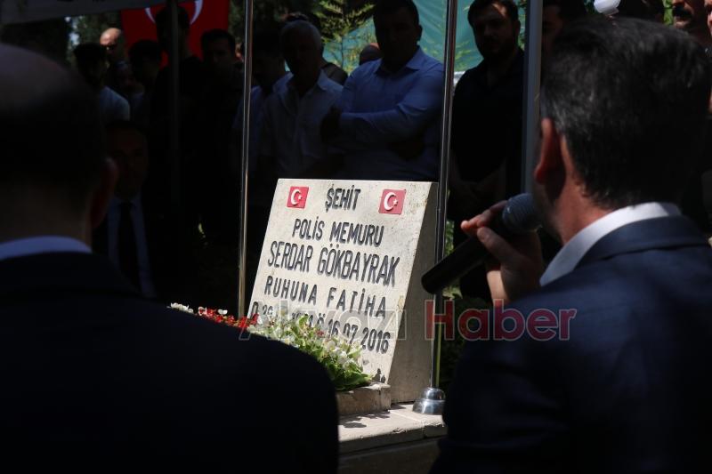 15 Temmuz şehidi özel harekat polisi Sakarya'da mezarı başında anıldı