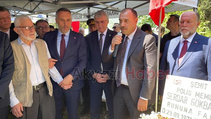 15 Temmuz şehidi özel harekat polisi Sakarya'da mezarı başında anıldı