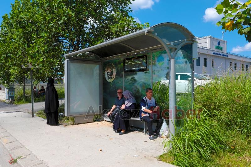 Büyükşehir akıllı durakları devreye aldı