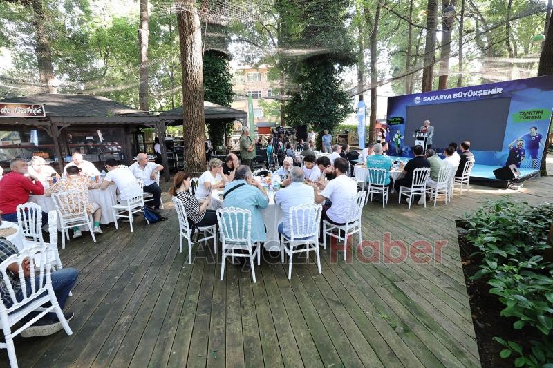 Büyükşehir Avrupa ve Süper Lig’de fırtına gibi esecek