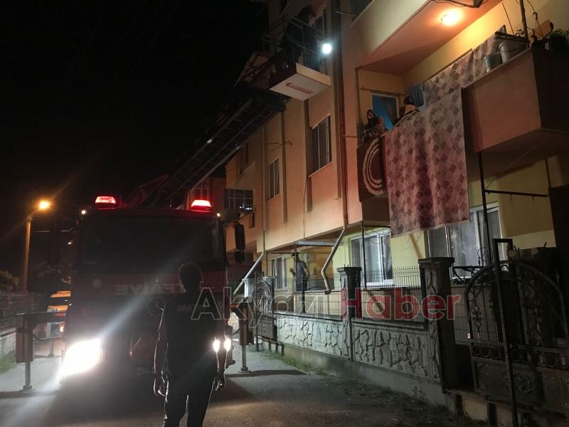 Komşular haber alamayınca ekipler eve girdi