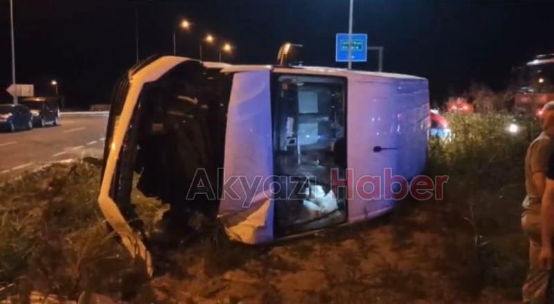 Otomobil ile panelvan çarpıştı: 6 yaralı