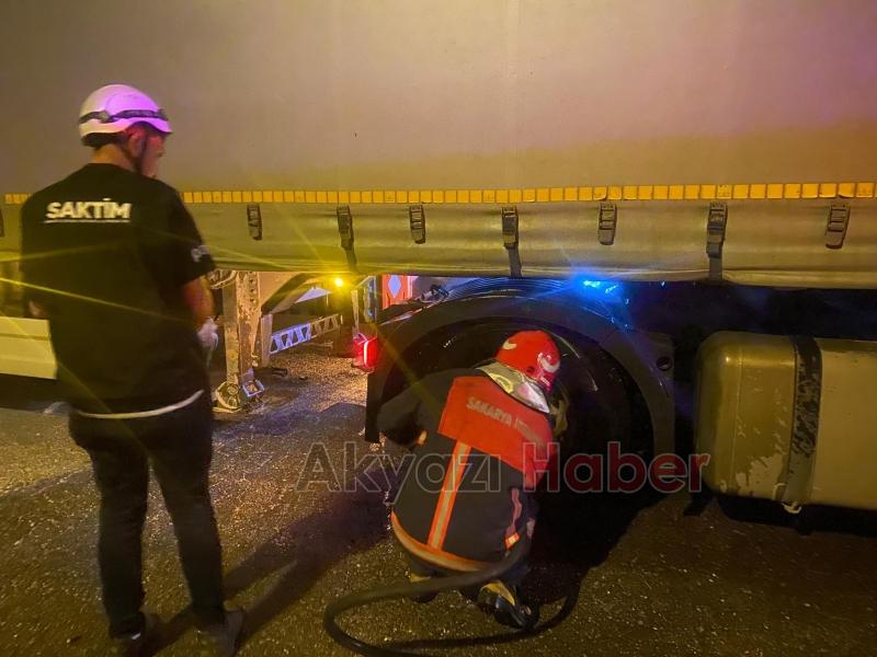 Tırın balataları tutuştu