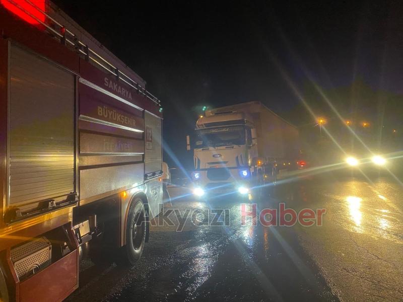 Tırın balataları tutuştu