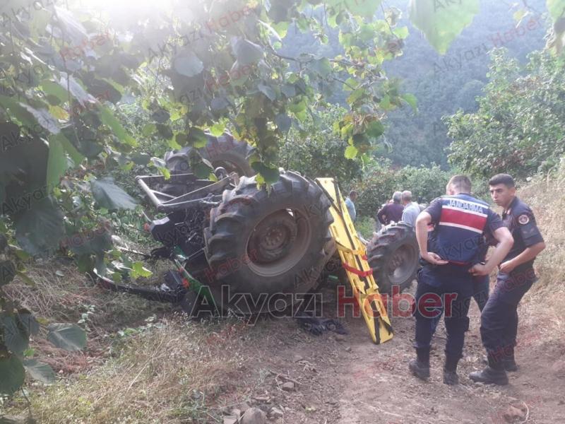 Traktör altında kalan genç kadın hayatını kaybetti