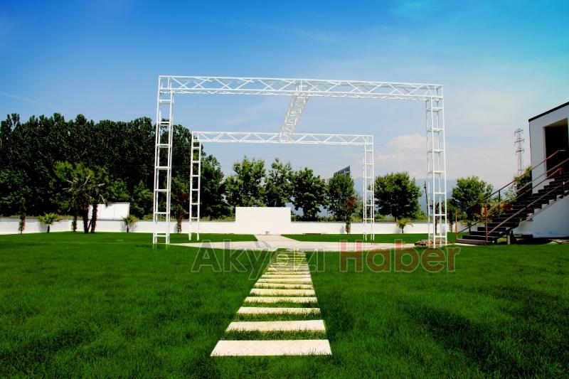 Yakıcı Garden ile en mutlu gününüzü taçlandırın