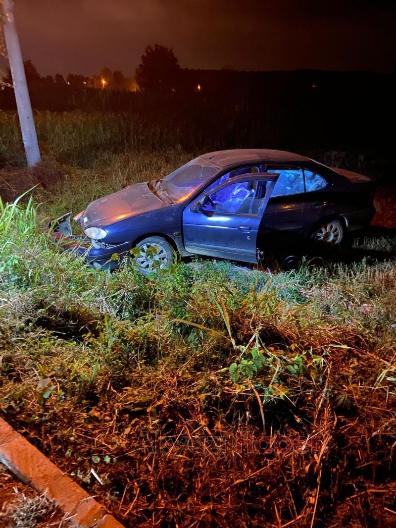 Yoldan çıktı arsaya uçtu