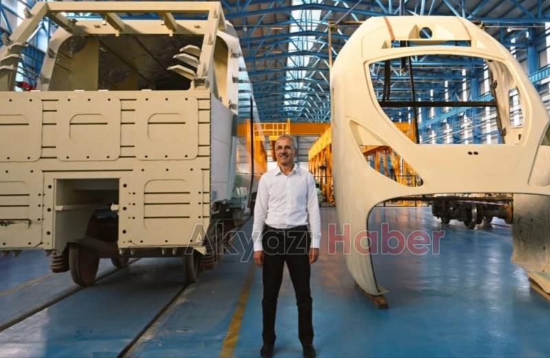 Bakan Sakarya'da Milli Elektrikli Tren’i test etti