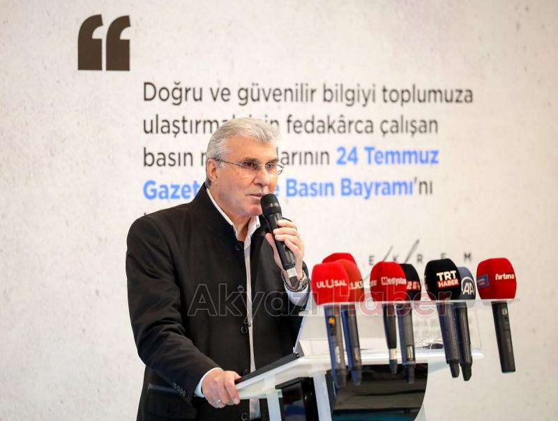 Ekrem Yüce Basın Bayramı’nda gazetecilerle buluştu