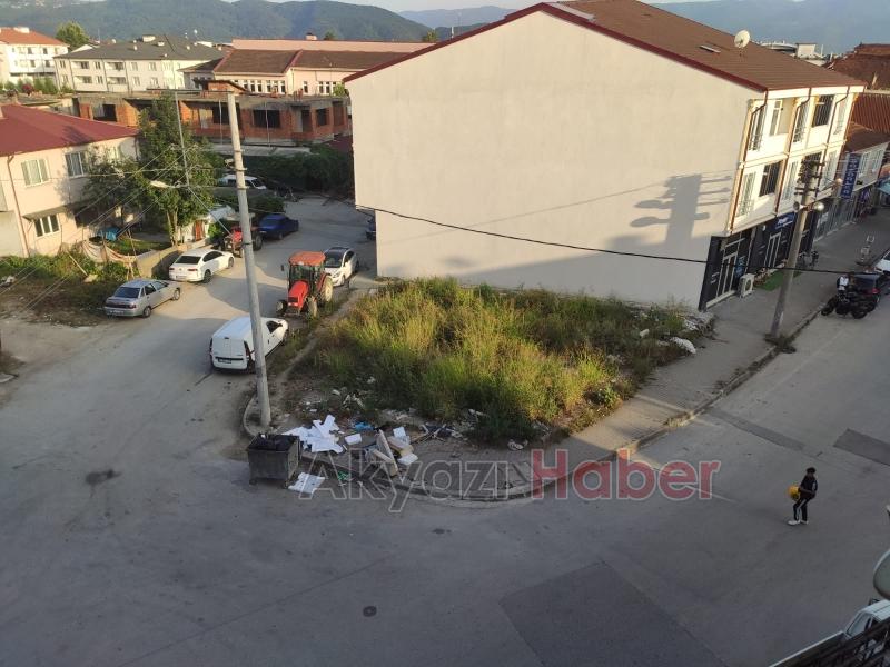 Çöp isyanı devam ediyor