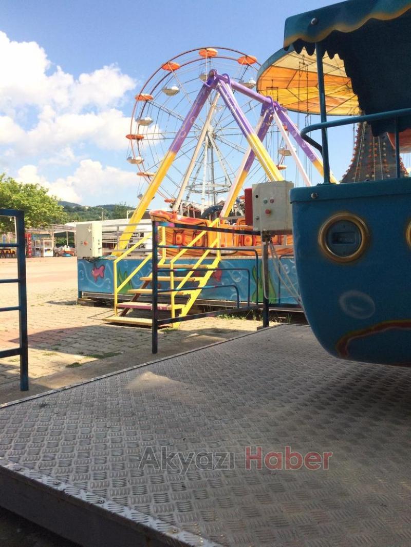 Eğlence'nin adresinde aşure ziyafeti