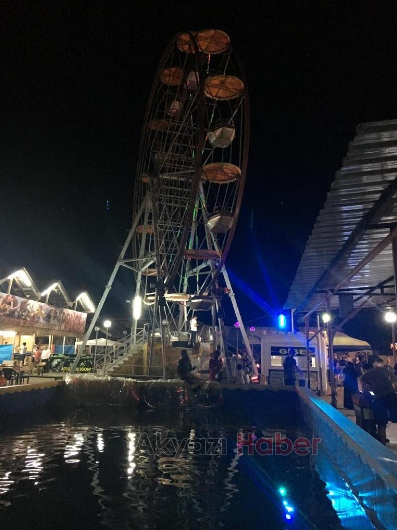 Eğlence'nin adresinde aşure ziyafeti