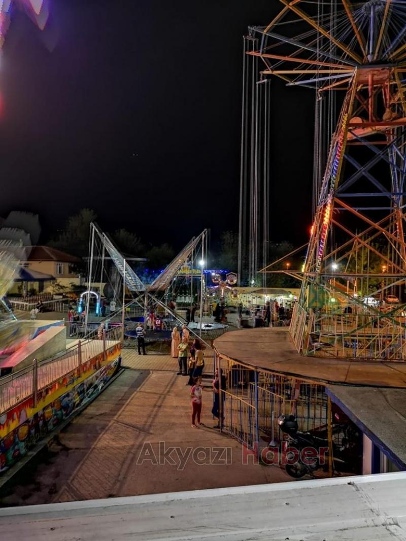 Eğlence'nin adresinde aşure ziyafeti