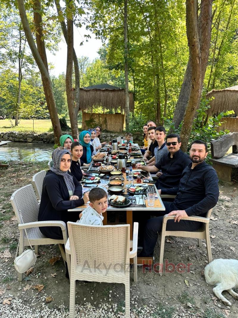 Akyazı Haber ailesi kahvaltıda bir araya geldi