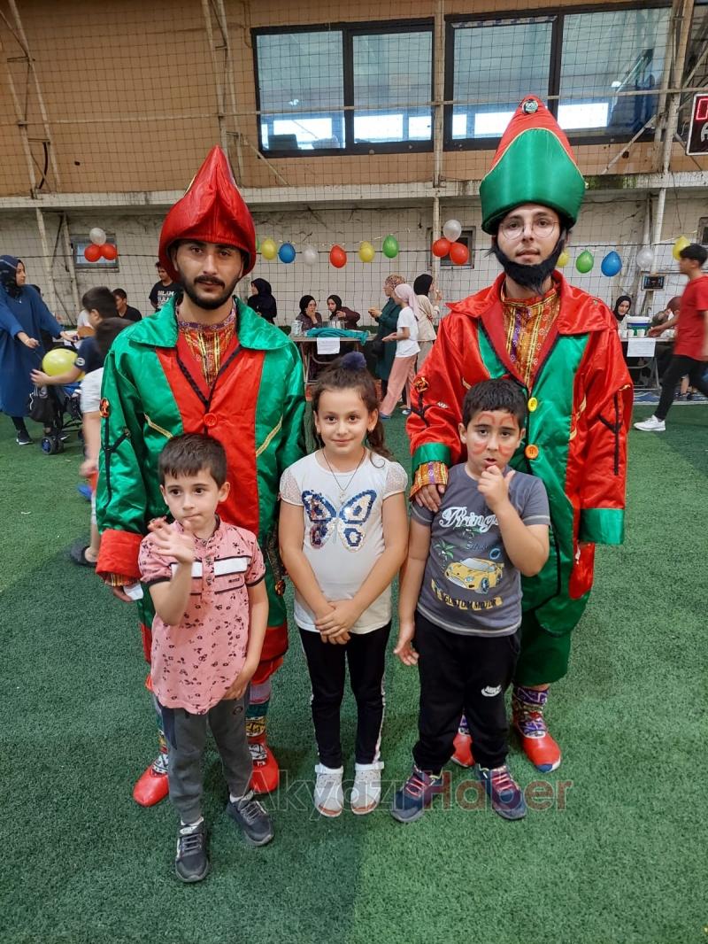 Kuran Kursu öğrencileri için şenlik