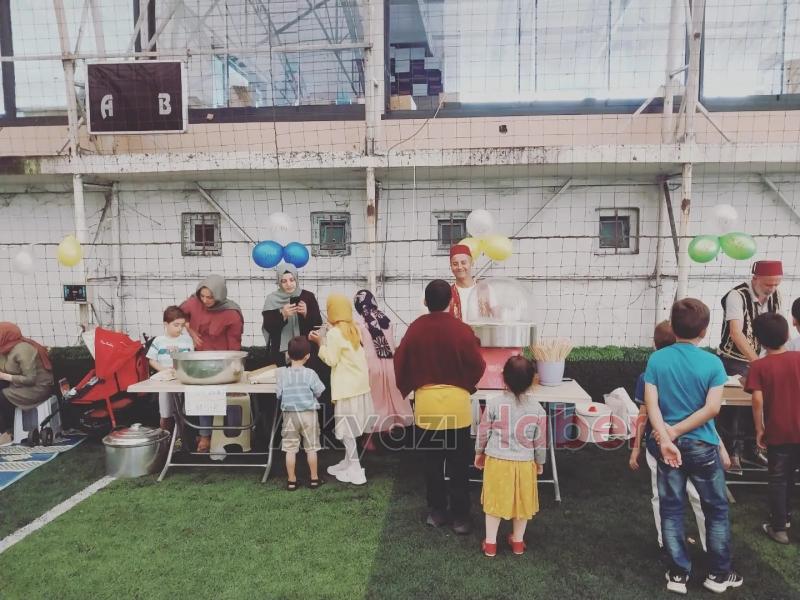 Kuran Kursu öğrencileri için şenlik