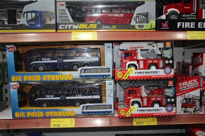 Akyazı'nın ilk ve tek oyuncak mağazası