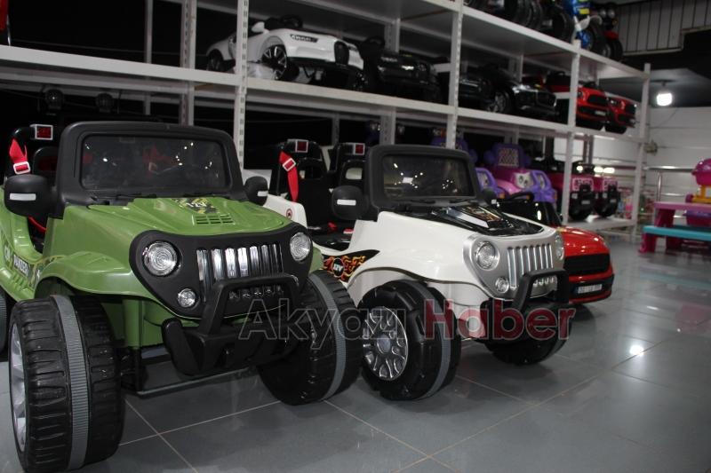 Akyazı'nın ilk ve tek oyuncak mağazası