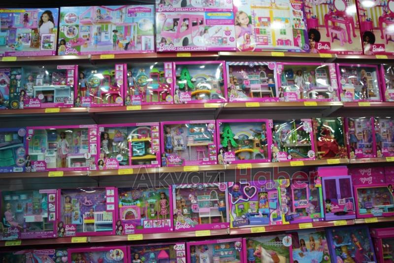 Akyazı'nın ilk ve tek oyuncak mağazası