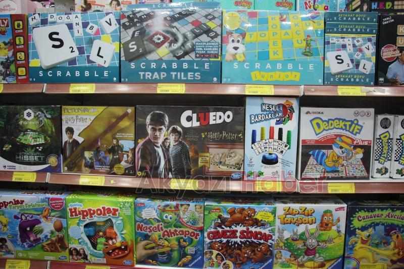 Akyazı'nın ilk ve tek oyuncak mağazası