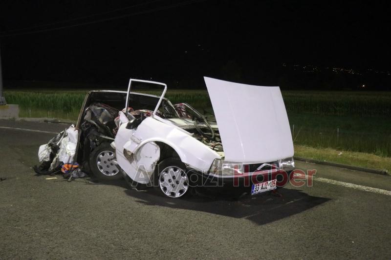 Otomobilin kağıt gibi ezildiği kazada 1 kişi yaralandı