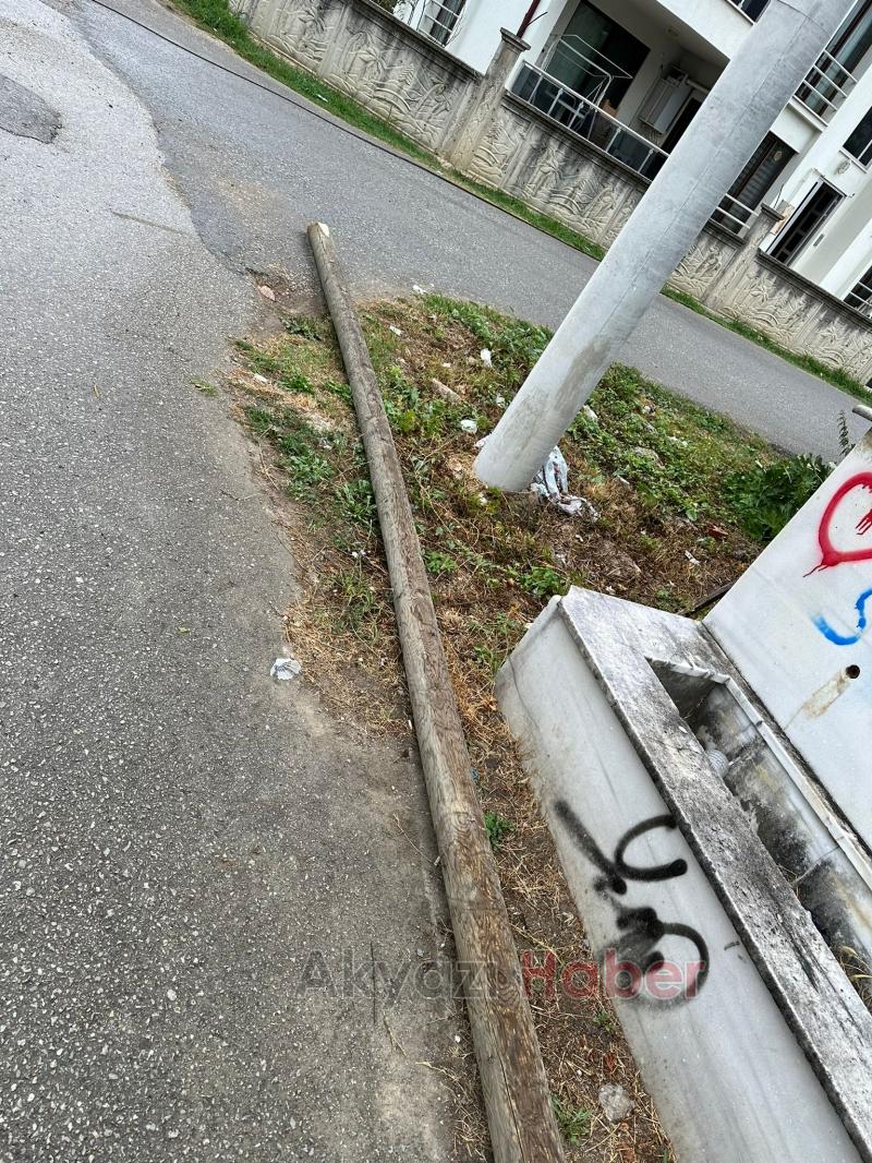 Direk yıkılmak üzere