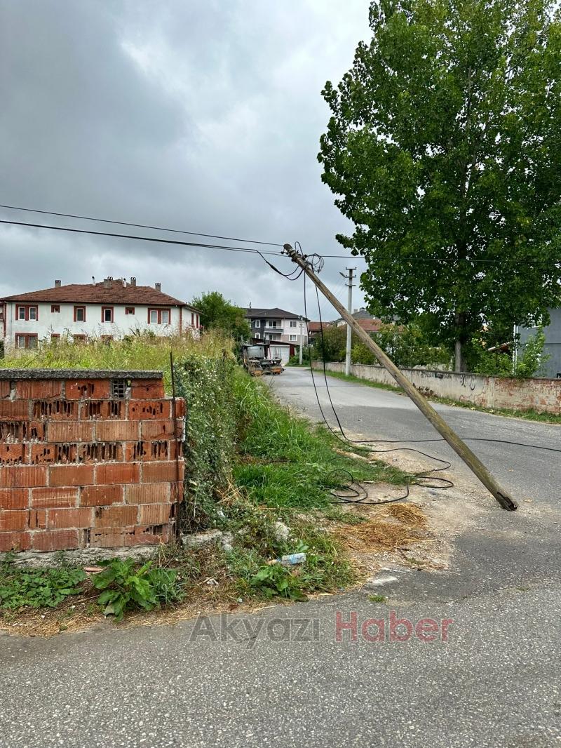 Direk yıkılmak üzere