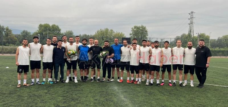 As Akyazıspor şampiyonluk hedefiyle sahaya indi