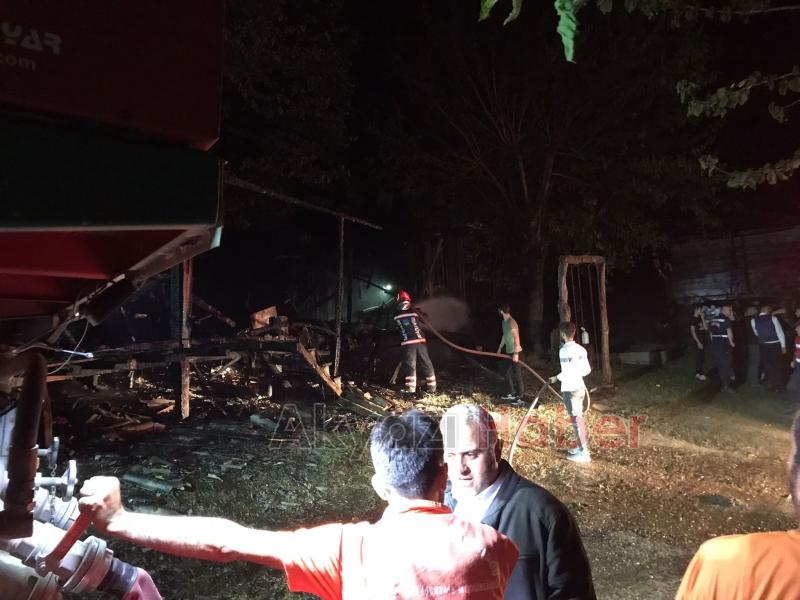 Taşburun'da büyük yangın