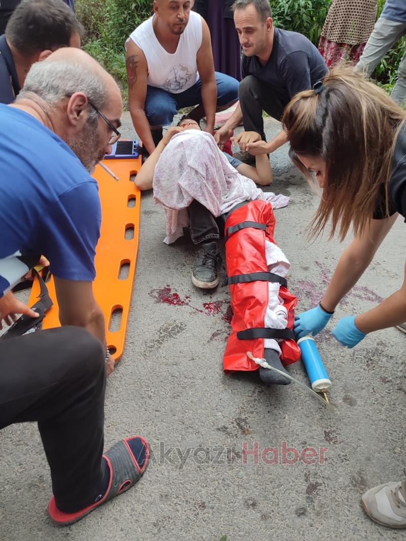 Akyazıdaki kazada 14 yaşındaki çocuk yaralandı