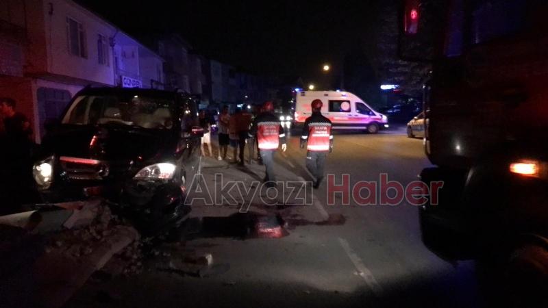 Gece saatlerinde Akyazı'da kaza