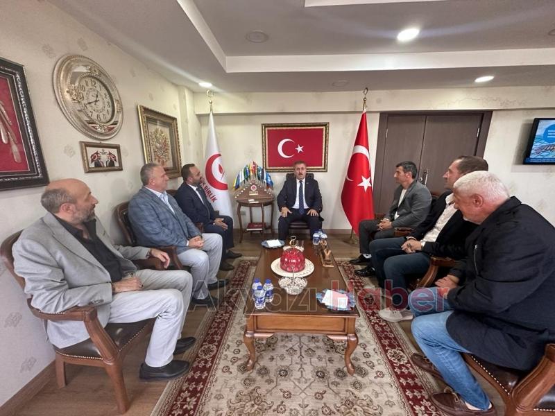 Sakarya Vakfıkebir Derneği BBP Liderini Ziyaret Etti