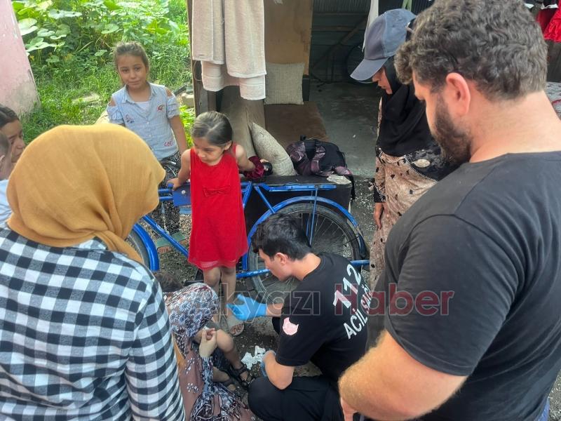 Parmağı sıkışan çocuğun imdadına ekipler yetişti