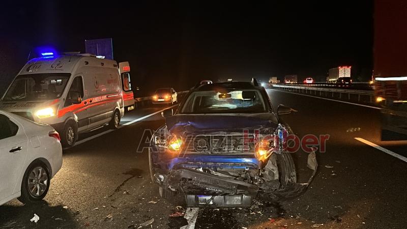 4 aracın karıştığı zincirleme kazada 6 kişi yaralandı