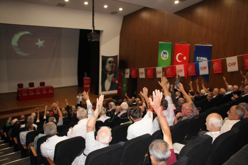 CHP Akyazı İlçe Başkanı Mustafa Sağır tekrar seçildi