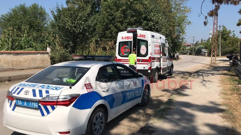 Devrilen motosikletteki 3 kişi yaralandı