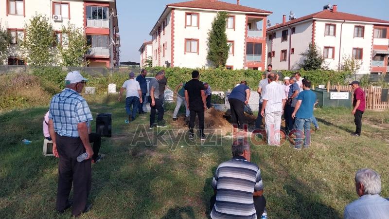 Emine Meşe toprağa verildi